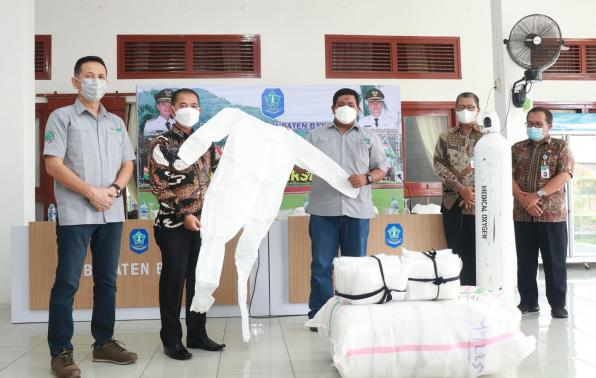 Kabupaten Bangka Terima Bantuan Oksigen dan APD dari PT.RBT